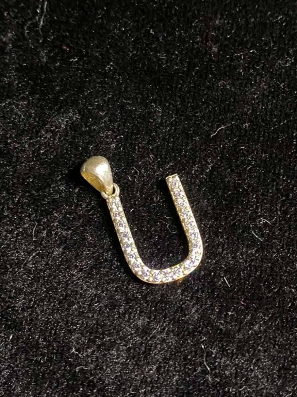 .925 Sterling Silver U pendant with Cubic Zirconia Unisex